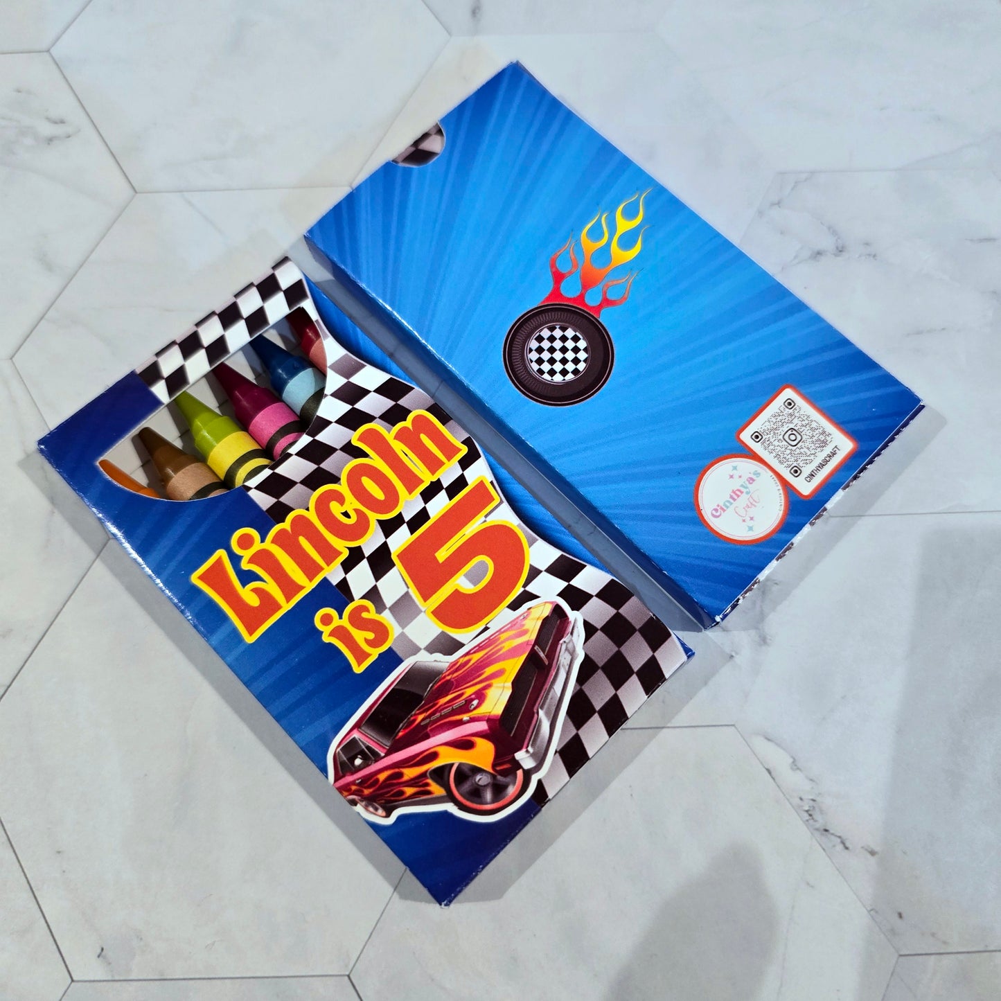 Hot Wheels coloring suite case + stickers, Hot Wheels party favors, Race cars coloring