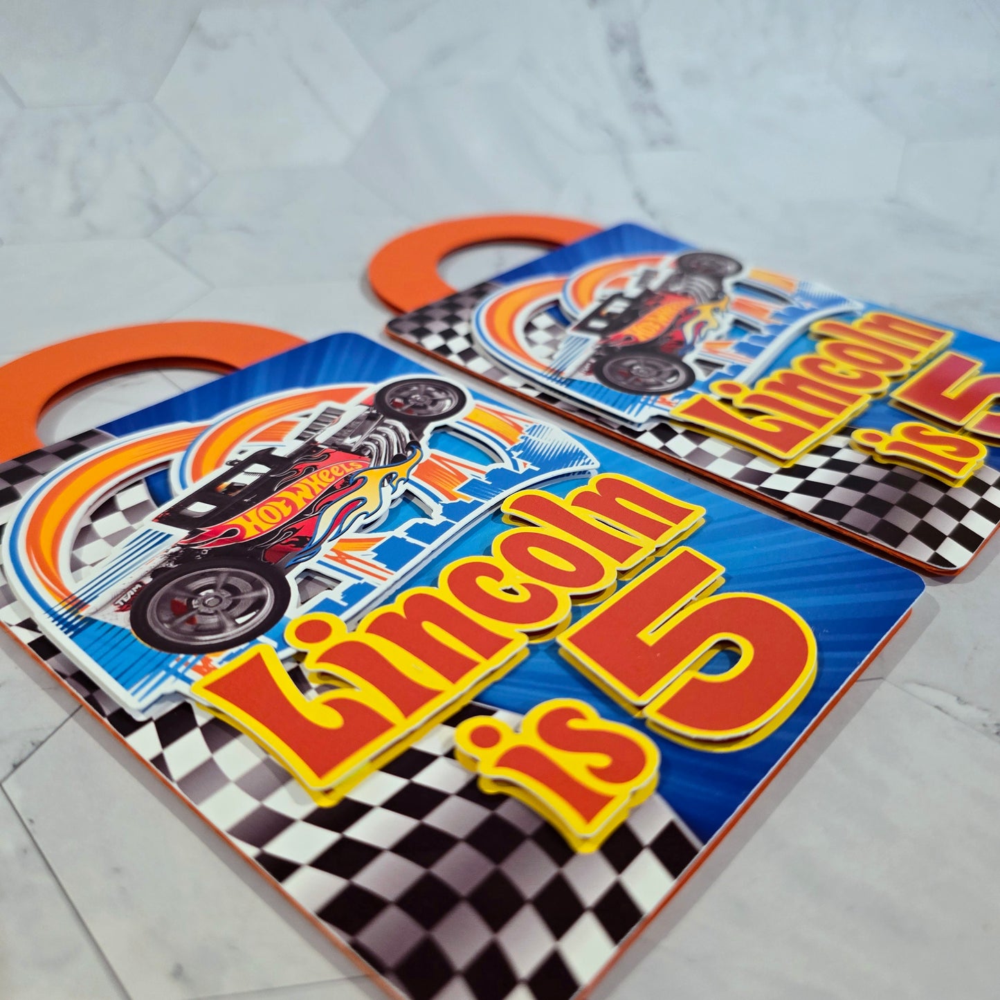 Hot Wheels coloring suite case + stickers, Hot Wheels party favors, Race cars coloring