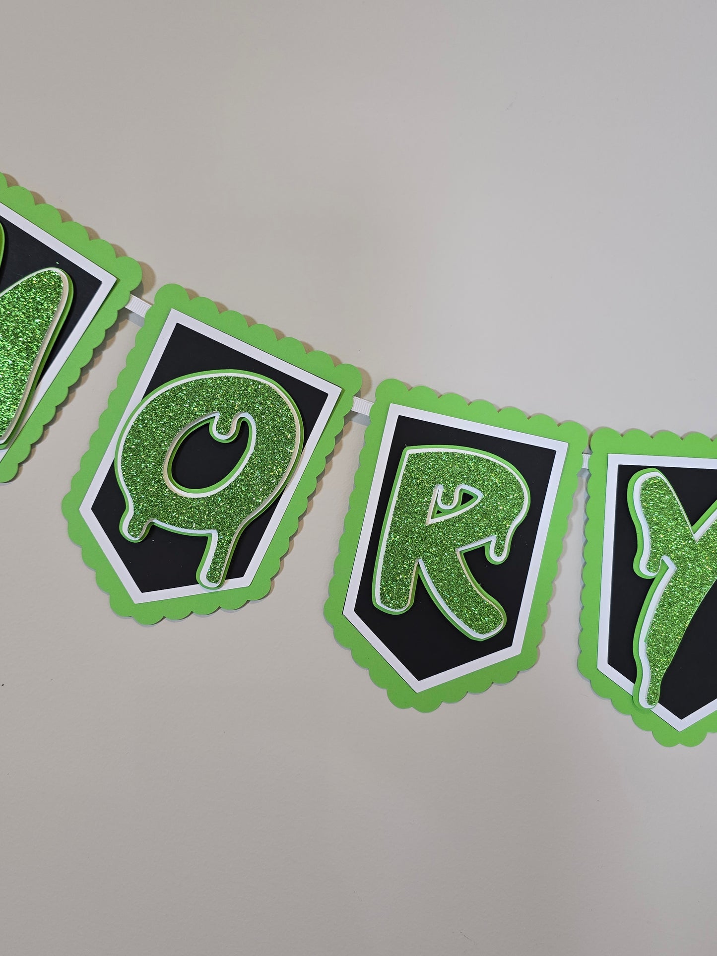 Billie Eilish banner, Billie Eilish theme banner, Billie Eilish party decoration, Billie Eilish banner
