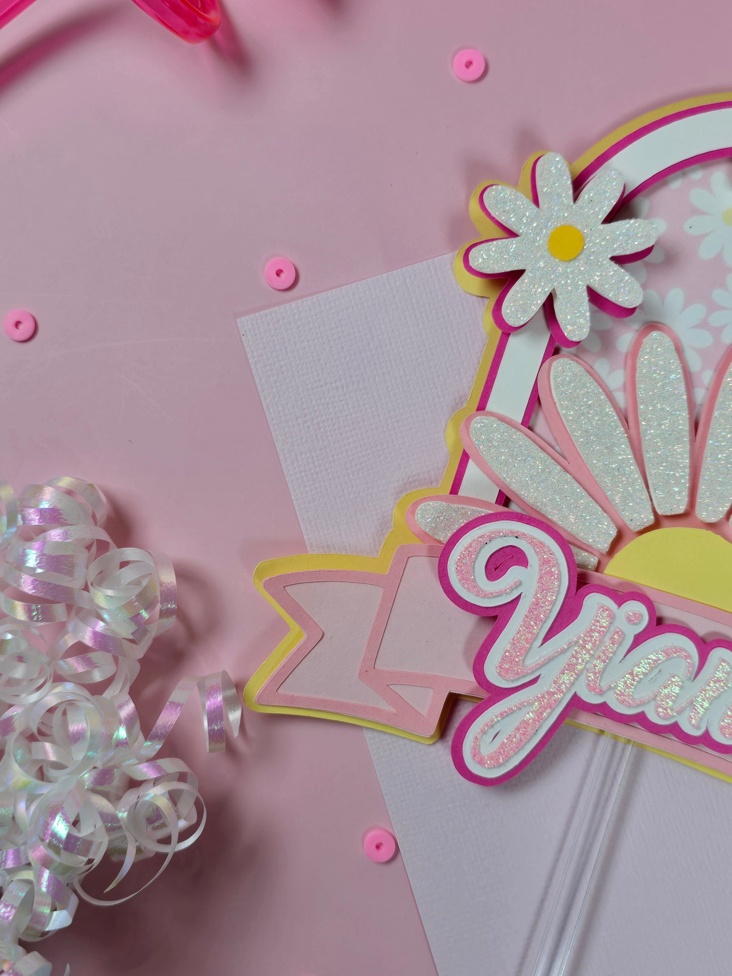 Daisy Cake topper, Flower cake topper, one daisy cake topper
