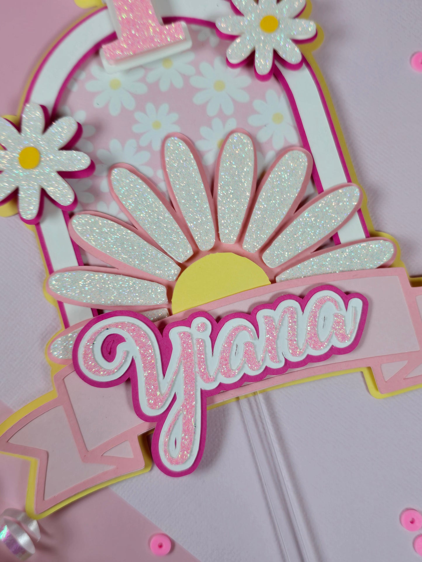 Daisy Cake topper, Flower cake topper, one daisy cake topper